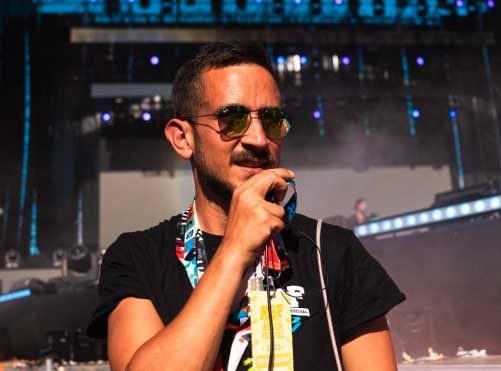 En la gira del Reggaeton Beach Festival.