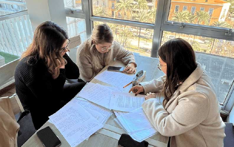 EL INGLÉS EN NUESTROS TÍTULOS DE EXPERTOS