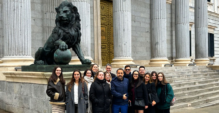 Alumnos de IMEP en el Palacio de Congresos en Madrid